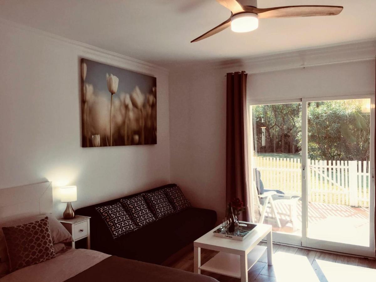 Apartment Puerto Banus Near Beachfront, Sunny Terrace, Pool, Tennis Court, Parking And Movies Projector Marbella